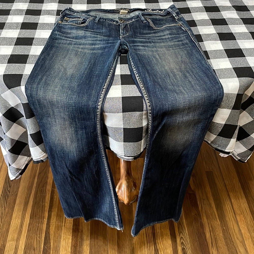 Silver Jeans Isabel Flare Women's 31 x 33 Long Tall Dark Thick Stitch Distress